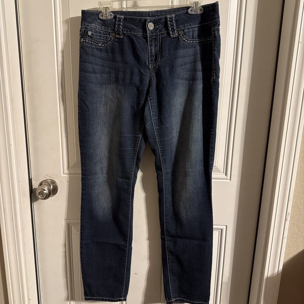 Womens maurices jeans exclusive of decoration size M-R
